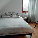 Lemkowska Izba Daire *